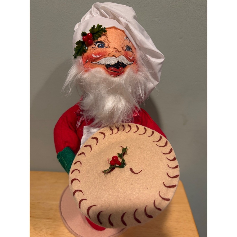 NWT Annalee Dolls Santa Chef with Pie Felt Christmas Figurine 14 Inch 05492A